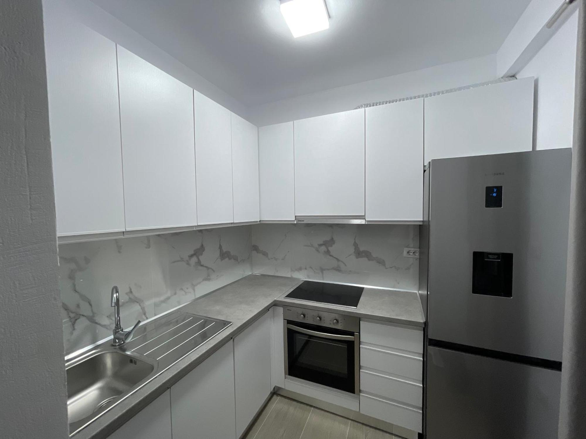 Modern Apartment In Central Vlore Ngoại thất bức ảnh